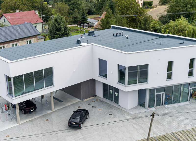 Lokal handlowo - usługowy w Zgłobicach!