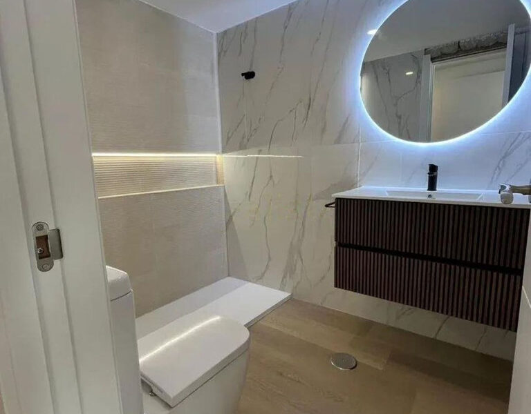 Apartament na sprzedaż, 3 sypialnie, Fuengirola