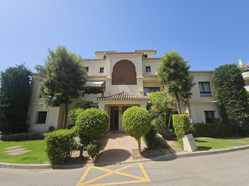Apartament na parterze na sprzedaż, Benahavís
