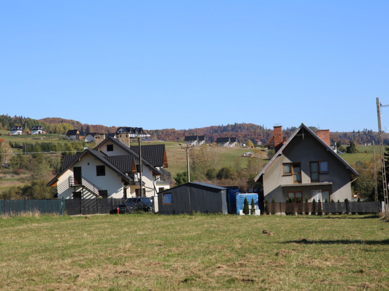 Wymiarowe działki budowlane w Krośnicy