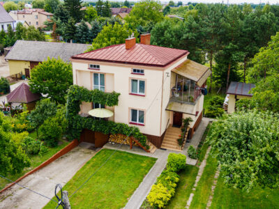Dom z potencjałem w sercu Żabna - 799 000 zł
