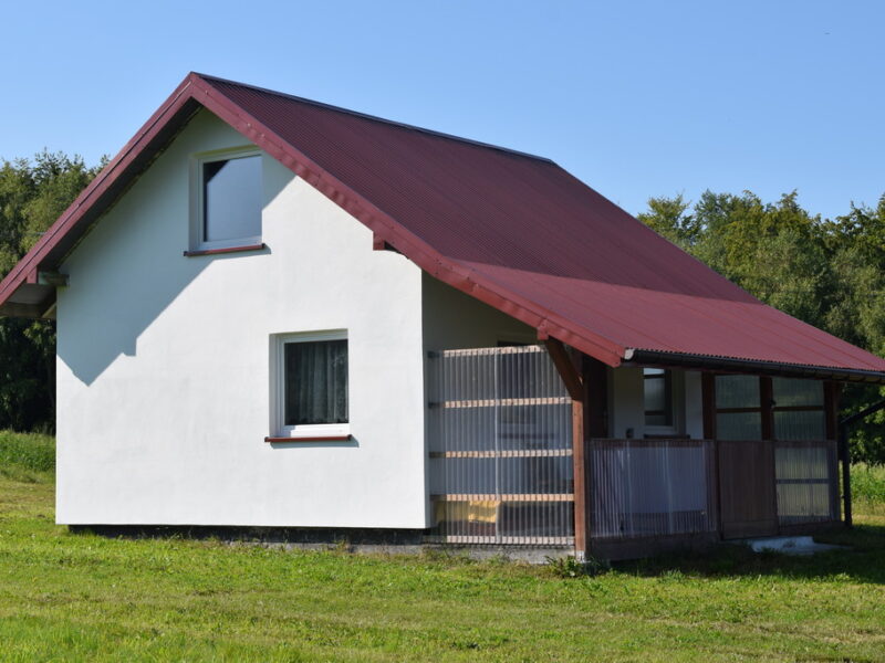 Domek wypoczynkowy 60m2 na działce 8,3a- Dylągowa.