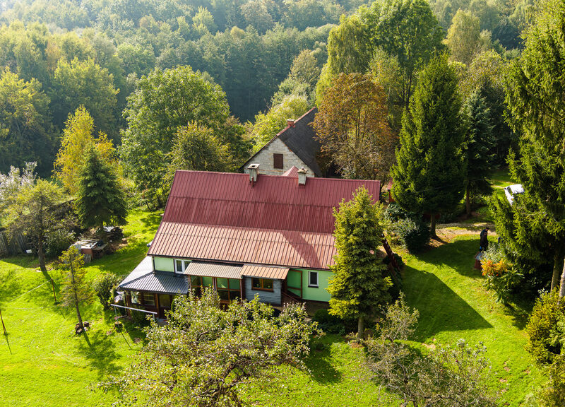 Na sprzedaż działka z domem w Lichwinie