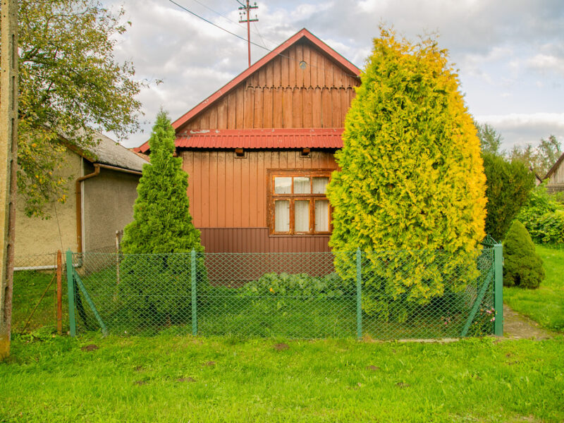Dom i bydunek gospodarczy- Marcinkowice gm. Radłów