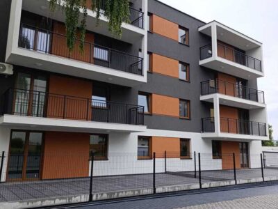 Bezczynszowe 1 piętro 37,50 z balkonem