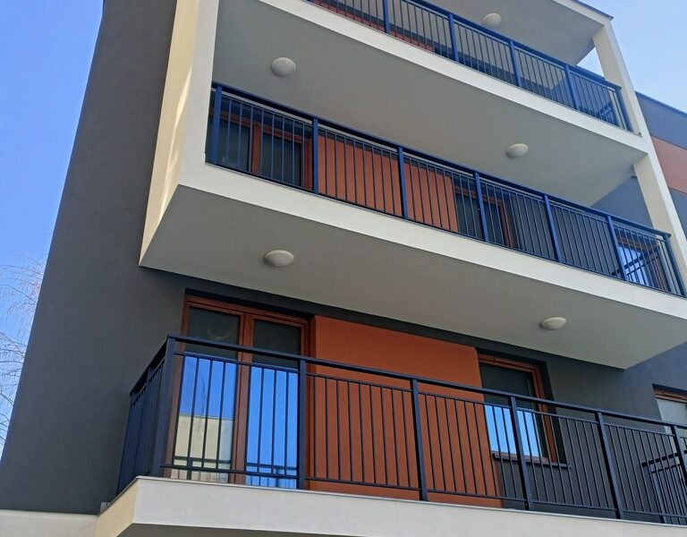 Bezczynszowe 1 piętro 47,60 m2 z balkonem