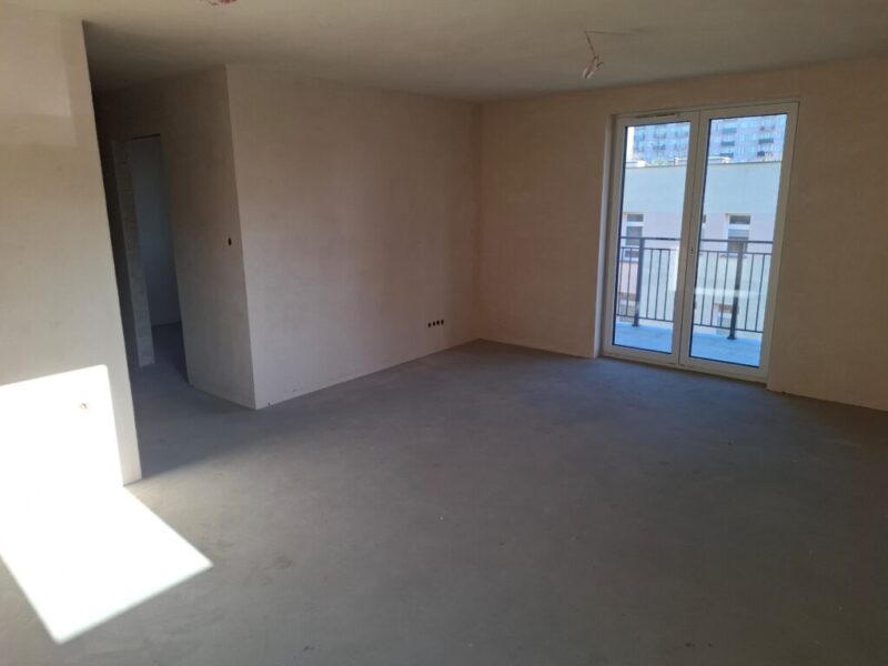 Bezczynszowe 57,80 m2 1 piętro i duży balkon