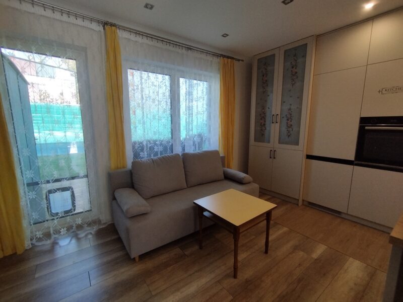Na wynajem apartament z ogródkiem w Spacerowa Park