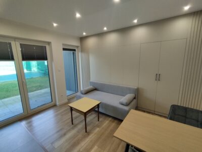 Na wynajem apartament z ogródkiem w Spacerowa Park