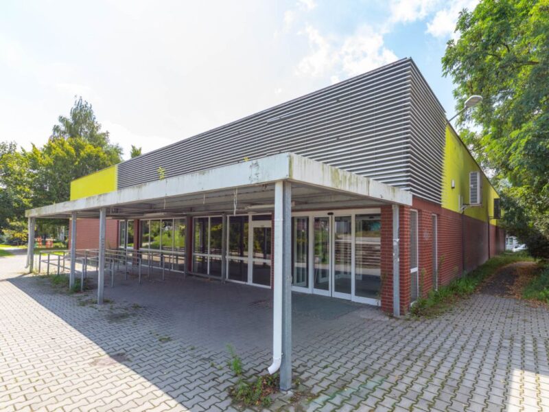 Budynek handlowo-usługowy 950 m2 - Kraśnik