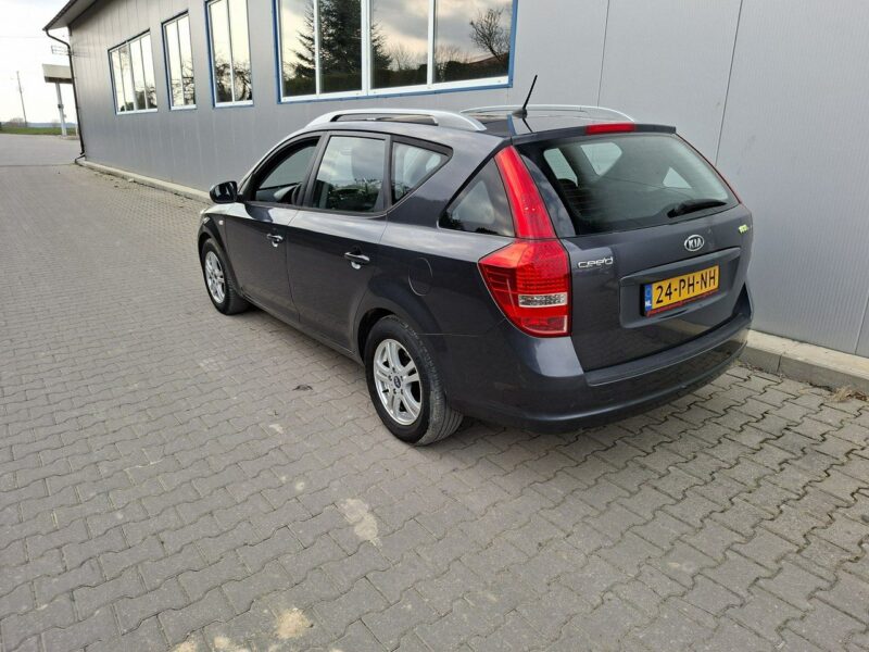 Kia Cee'd 1.4 benzyna po lifcie po opłatach