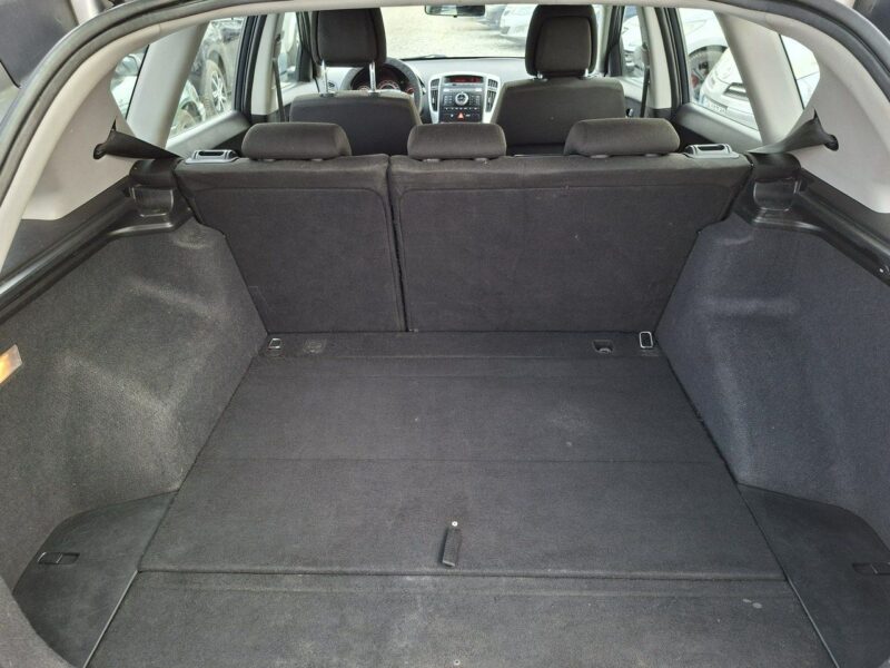 Kia Cee'd 1.4 benzyna po lifcie po opłatach