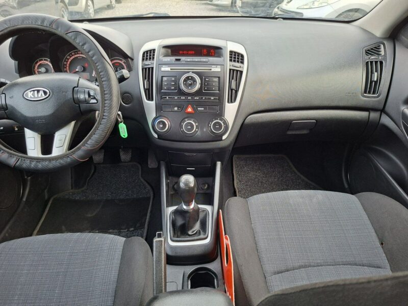 Kia Cee'd 1.4 benzyna po lifcie po opłatach