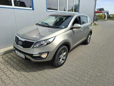Kia Sportage 2.0 diesel 4x4 sprowadzony zarejestrowany ważne opłaty
