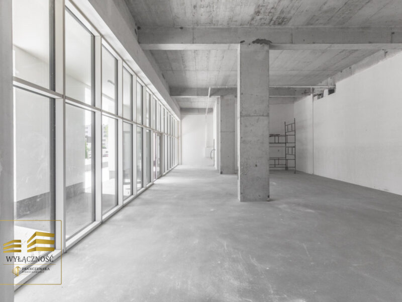 Lokal z witrynami, narożny 105m - Lublin, Węglinek
