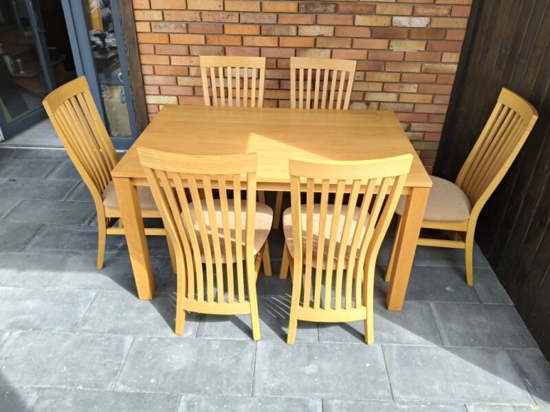 Stół dębowy + 6 krzesel / meble holenderskie