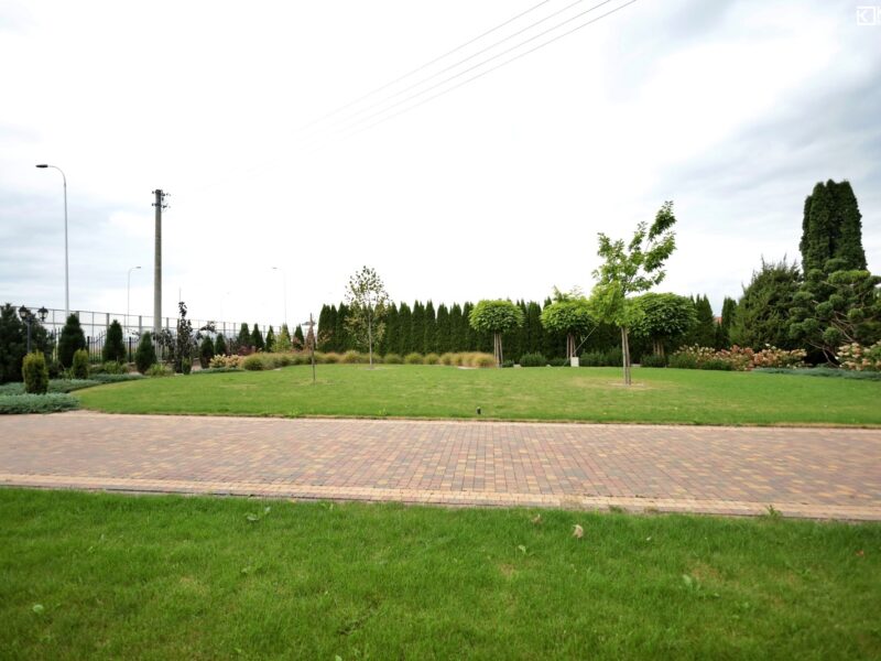 Dom 222 m2 z dużym ogrodem - Świdnik
