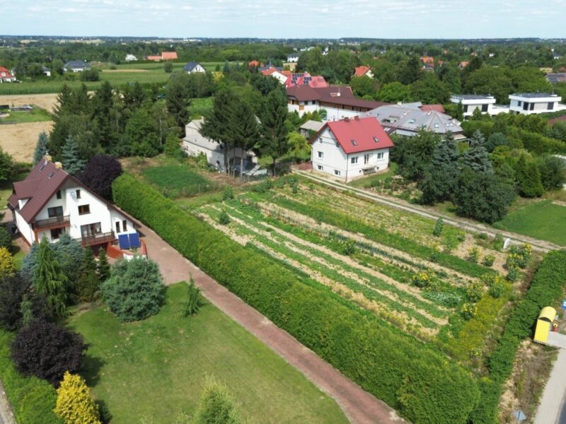 Uniszowice/ ul. Wojciechowska/ dom z działką 15 ar