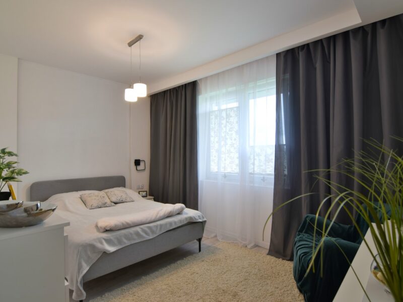 Komfortowy dom rodzinny 300m2 z dużym ogrodem po