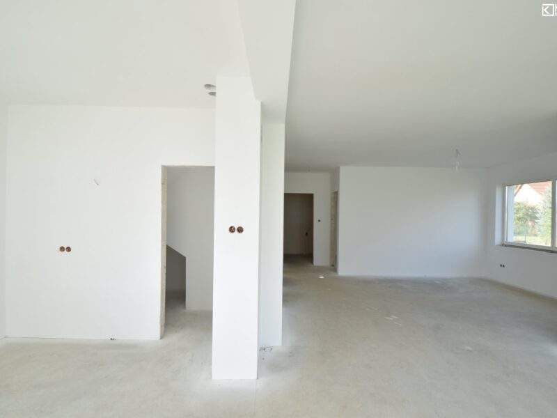 Dom w stanie deweloperskim 196,90 m2 działka 16 a