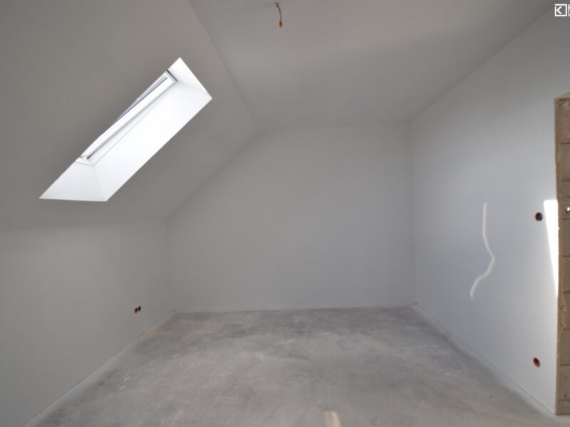 Dom w stanie deweloperskim 196,90 m2 działka 16 a