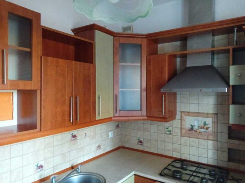 Wyjątkowe mieszkanie na wysokim parterze o powierzchni 50 m2~~Mieszkanie jest bezczynszowe, z własnym ogrzewaniem (kocioł na pellet w piwnicy).~Zaletą tego rozw- BYCHAWA, BYCHAWA, LUBELSKIE na SPRZEDAŻ