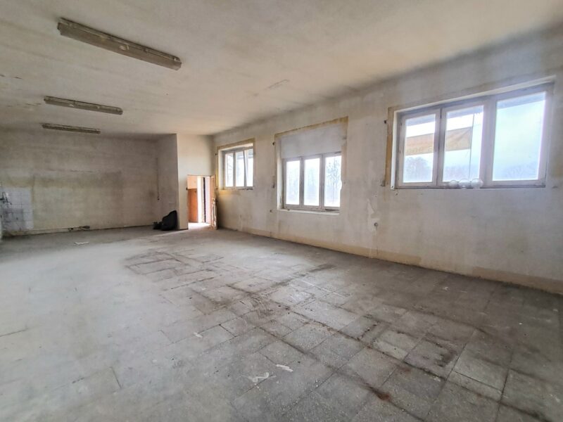 Lokal handlowo-usługowy na trasie Lublin-Nałęczów