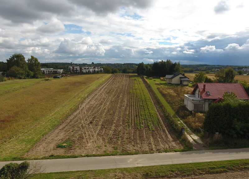 Działka, Nałęczów, 14 ar, zabudowa jednorodzinna, media~~Działka:~- 1 linia zabudowy~- 1680 m2~- wymiary 26m szerokości x 47m głębokości~~Media: ~- prąd~- woda - NAŁĘCZÓW, NAŁĘCZÓW, LUBELSKIE na SPRZEDAŻ