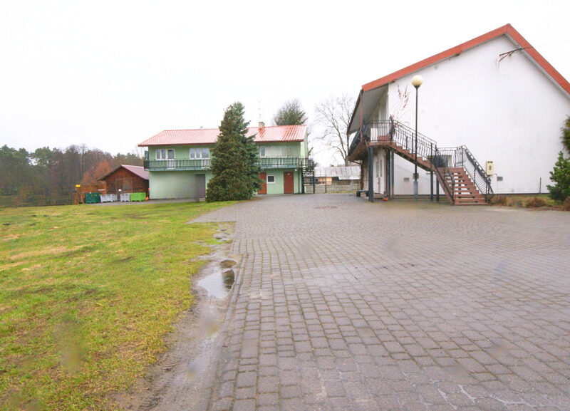 Na sprzedaż funkcjonująca agroturystyka na działce 1.26ha, która graniczy ze stawami (z możliwością ich dokupienia). ~~W MPZT oznaczenie UT/RU dopuszcza się zab- LUBLIN, LUBLIN, LUBELSKIE na SPRZEDAŻ