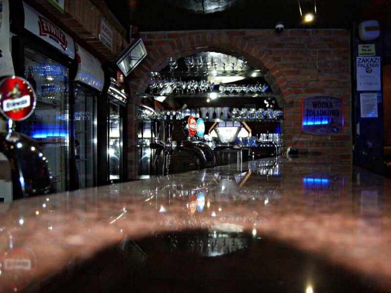 Lokal ponad 450 m².~~Odstępne 150 000 zł netto !!~~KUP ZANIM KUPI KTOŚ INNY~CENA PODLEGA NEGOCJACJI~ZAPRASZAM NA PREZENTACJĘ~~Opis Lokalu:~- powierzchnia: ponad- LUBLIN, LUBLIN, LUBELSKIE na SPRZEDAŻ