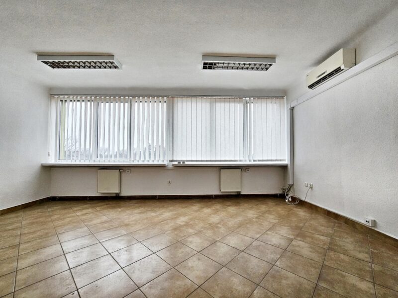 Lokal biurowo-usługowy 250m2 +duży parking w cenie - LUBLIN, LUBELSKIE na WYNAJEM