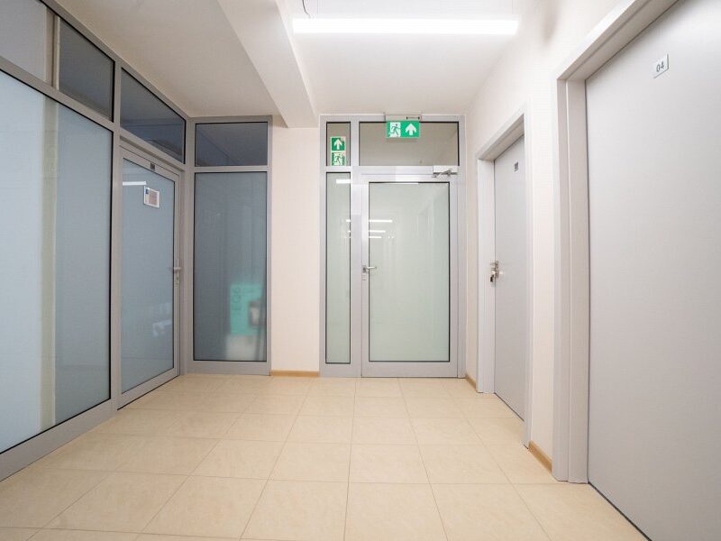 Atrakcyjne biuro - 2 pokoje - Centrum