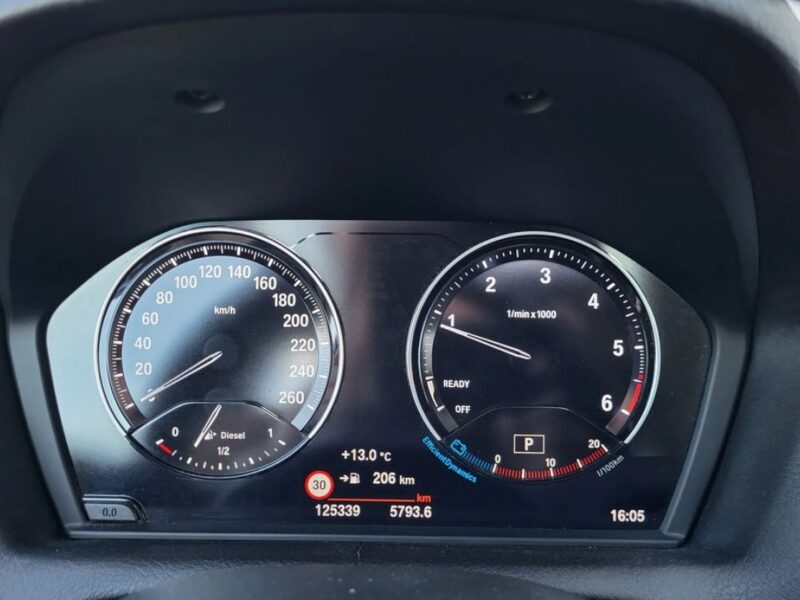 BMW Seria 1 Automat Duża NAVI Kamera cofania Full LED Szyberdach ZAMIANA GWARANCJA