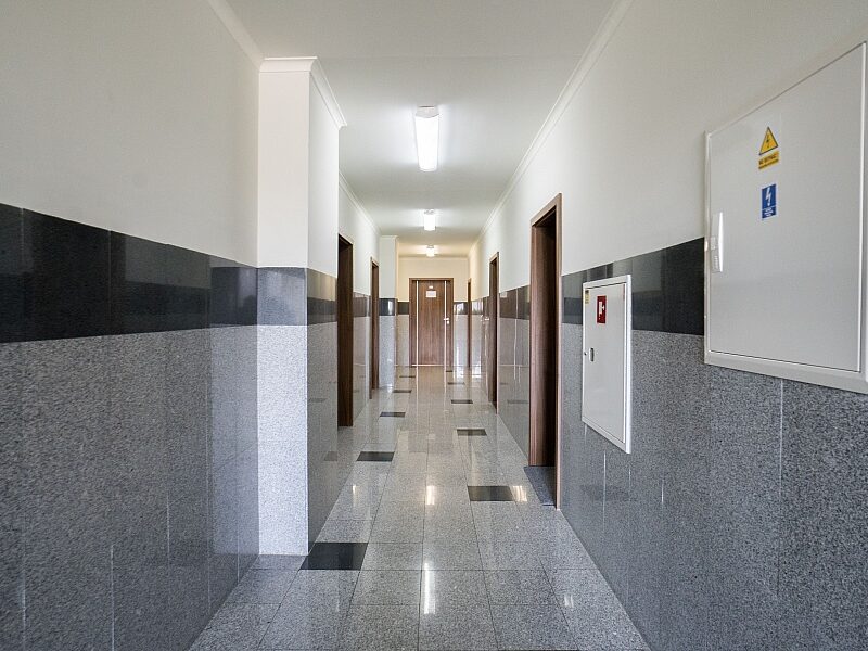 Biuro 31 m2. Parking, winda.