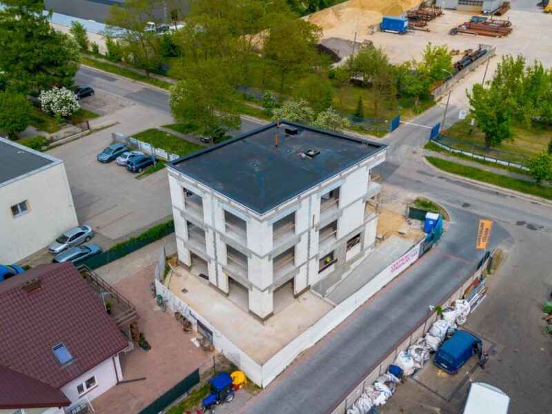 Prezentujemy ofertę najmu nowoczesnego, niezależnego budynku biurowo-usługowego o łącznej powierzchni całkowitej 766,54 m², usytuowanego w okolicach Czechowa. O -Bursaki