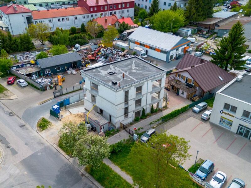 Budynek biurowo-usługowy z halą garażową - Lublin - Bursaki, Lublin