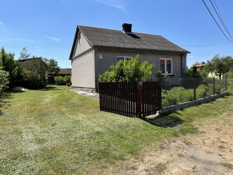 Nowa cena. Dom wolnostojący murowany o pow. 50 m2 na pięknej działce 821 m2 w spokojnej okolicy miejscowości Babilon gm. Lipsko pow. lipski woj. mazowieckie.~ ~- LIPSKO, MAZOWIECKIE na SPRZEDAŻ
