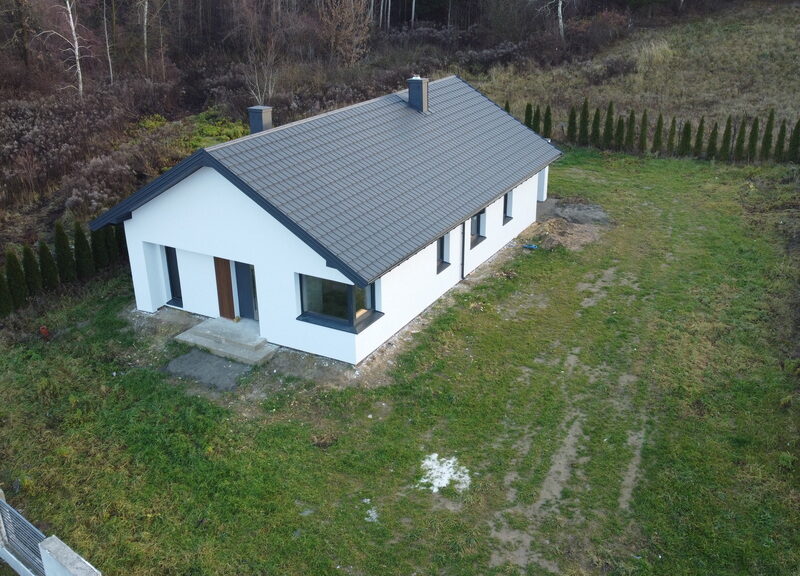 Dom, Dys, 1000 m2 działki, - NIEMCE, LUBELSKIE na SPRZEDAŻ