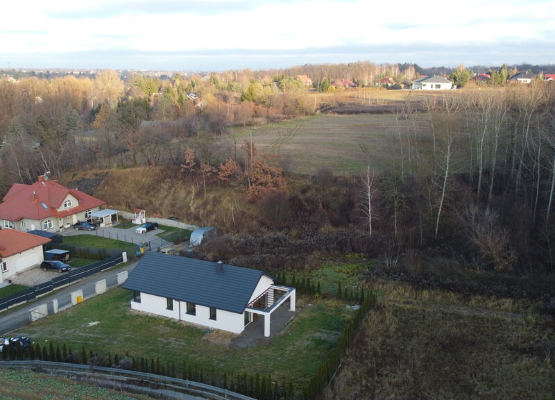 Dom, Dys, 1000 m2 działki,