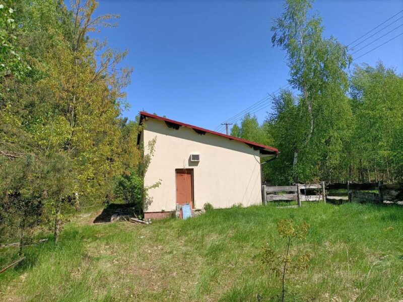 Dom na działce 4883 m2 z WZ w Gródku.