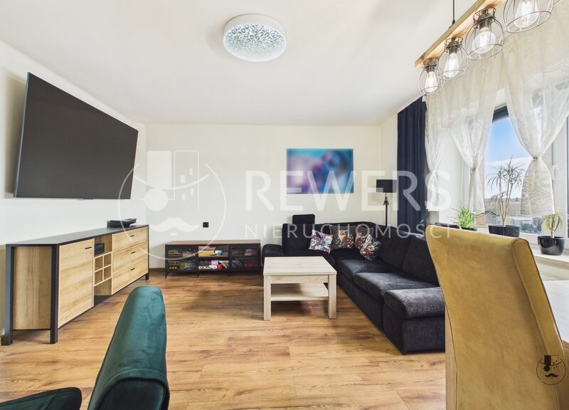 Solidny Dom 255 m² – Standard 2024 w cenie 3 882 zł/m²!Szukasz przestrzeni dla rodziny, biura w domu lub inwestycji pod wynajem? Oto dom w Strzeszkowicach Dużyc - Dom na sprzedaż 255m2, 15min Lublina,Strzeszkowice
