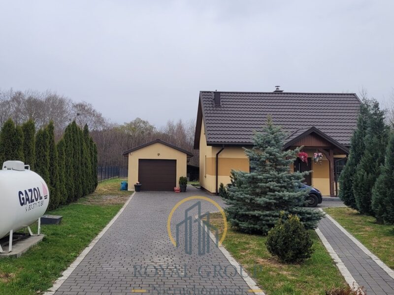 Nowoczesny dom wolnostojący 110 m² na dużej, pięknie zagospodarowanej działce 1810 m²