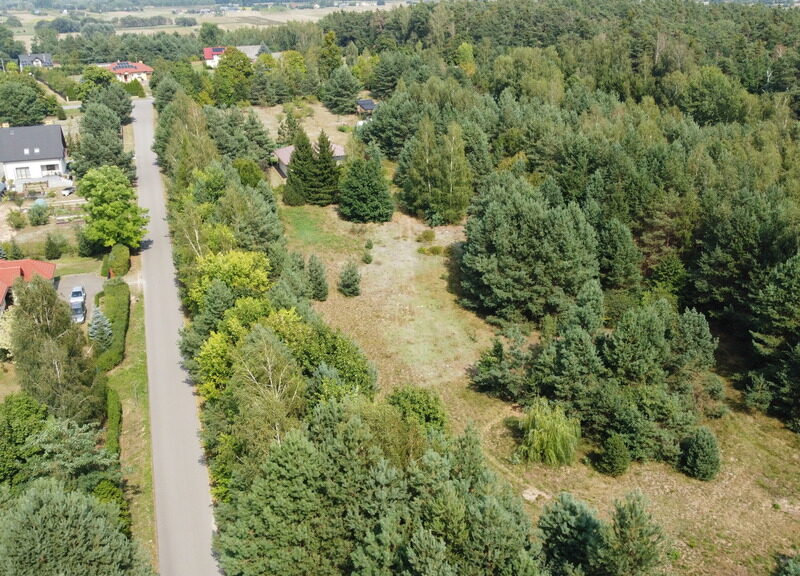 Działka budowla 3117 m2 w Kowali gm. Puławy.