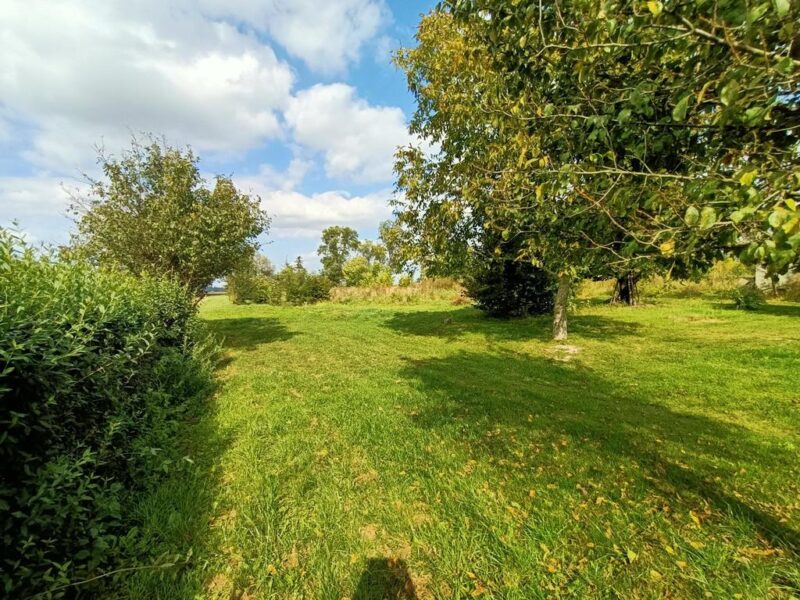 Działka 4017 m2 budowlana Leokadiów gm. Puławy.