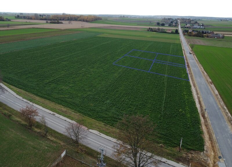 Działka, Zalesie, Wilkołaz, 11 ar, budowlana,  ~~Działka:~- 1 linia zabudowy~- 1100 m2~- wymiary 23,5m szerokości x 47,5m głębokości~~Media: wszystkie w działce- WILKOŁAZ, LUBELSKIE na SPRZEDAŻ
