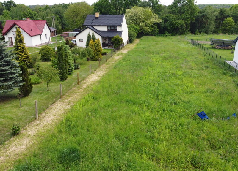 Działka budowlana  o pow.  2000 m2 w terenie intensywnej zabudowy jednorodzinnej w m. Bronowice gm. Puławy  pow. puławskiego woj. lubelskie. ~~Działka ~-powierz- PUŁAWY, LUBELSKIE na SPRZEDAŻ