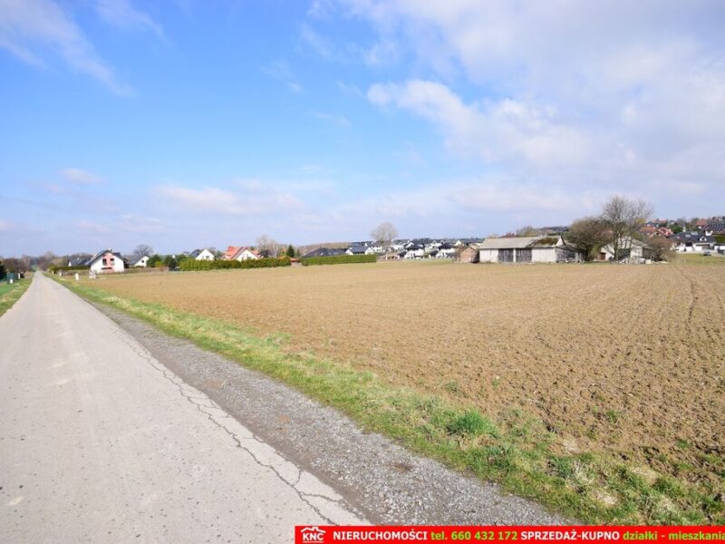 ** Atrakcyjna działka z szybkim dojazdem do/z Lublina  ** ~~KALINÓWKA (gmina GŁUSK)  - polecam do zakupu atrakcyjną działkę budowlaną o pow. 1276 m². Doskonała - GŁUSK, LUBELSKIE na SPRZEDAŻ