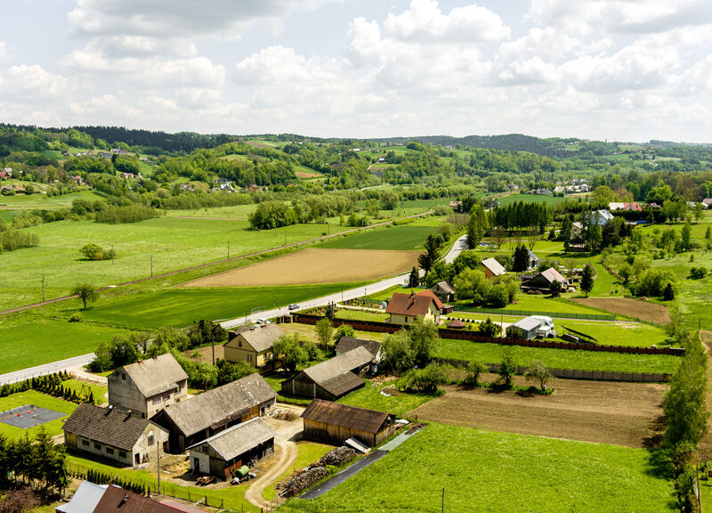 - CIĘŻKOWICE, MAŁOPOLSKIE na SPRZEDAŻ