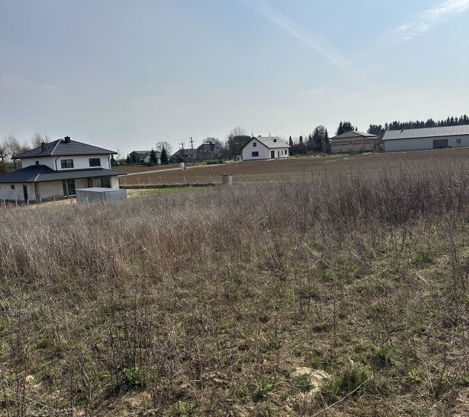 Działka na wzniesieniu 5 km od Nałęczowa