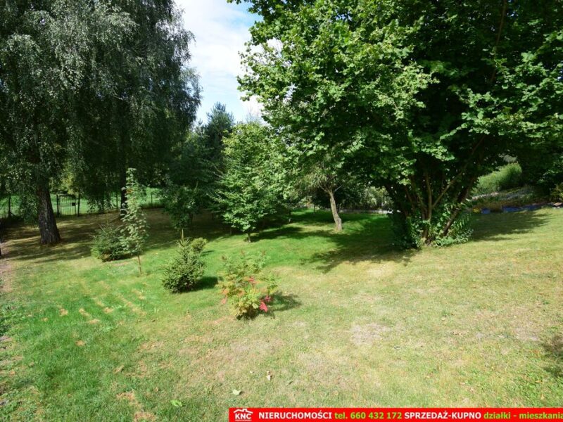 LUBLIN: do sprzedania zadbana działka  o pow. 1262 m²  zlokalizowana w ładnej spokojnej okolicy w sasiedztwie innych domów jednorodzinnych. Działka z możliwości- LUBLIN, LUBELSKIE na SPRZEDAŻ